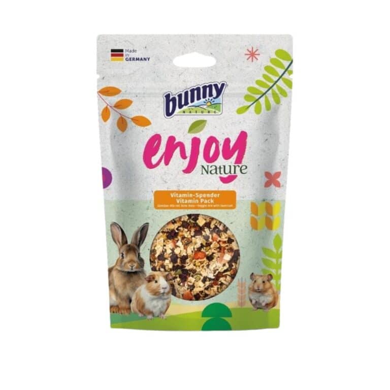 Bunny Snacks Enjoy Nature Vitaminas 6X90GR es un snack saludable para roedores, rico en vitaminas esenciales para fortalecer el sistema inmunológico y mejorar la vitalidad de tus mascotas.