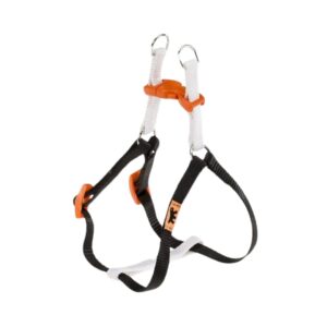Descubre el Ferplast Easy Colours White Harness, el arnés blanco ergonómico y elegante para paseos seguros con tu mascota. Comodidad, estilo y ajuste perfecto.
