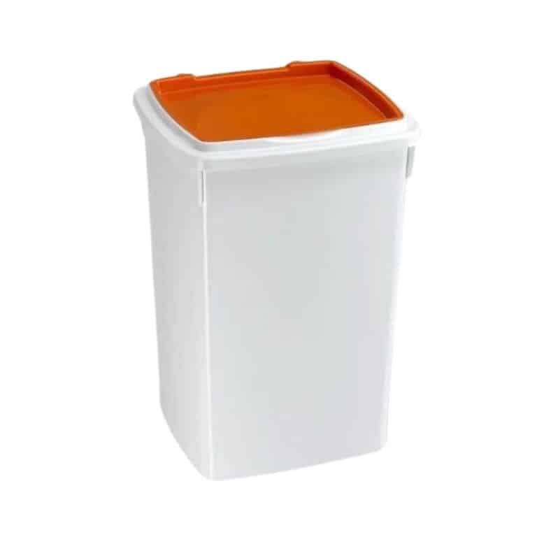 Contenedor Ferplast Feedy 13 litros, compacto y resistente para mantener la comida de tu mascota fresca y bien organizada.