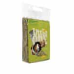 El Heno de Montaña con Diente de León de Little One es ideal para roedores y conejos. Rico en fibra y con propiedades antiinflamatorias, mejora la digestión y apoya órganos vitales.