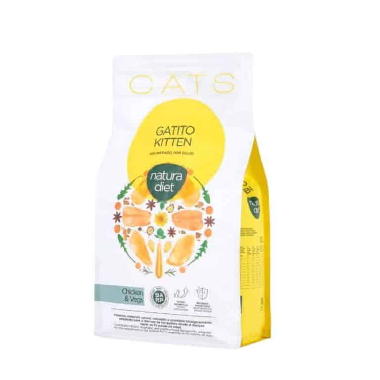 Compra Natura Diet Cat Kitten Chicken 3KG, comida natural para gatitos desde el destete hasta los 12 meses. Fortalece su inmunidad, apoya el crecimiento y es ideal para gatas lactantes.