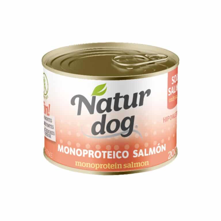 Comida húmeda monoproteica elaborada con salmón. NaturDog Salmón 200 g es ideal para perros con alergias, contiene ingredientes naturales, sin cereales ni aditivos artificiales.
